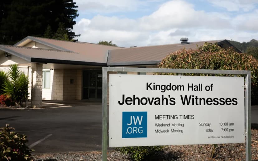 Jehovah's Witnesses' new blood storage rule: 5 things patients and doctors must know