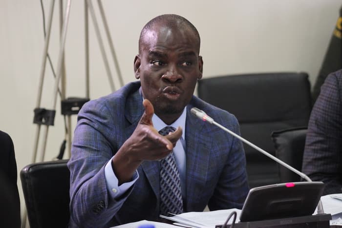 Education Minister orders urgent GES reforms after BECE exam paper delay in Sefwi Wiawso